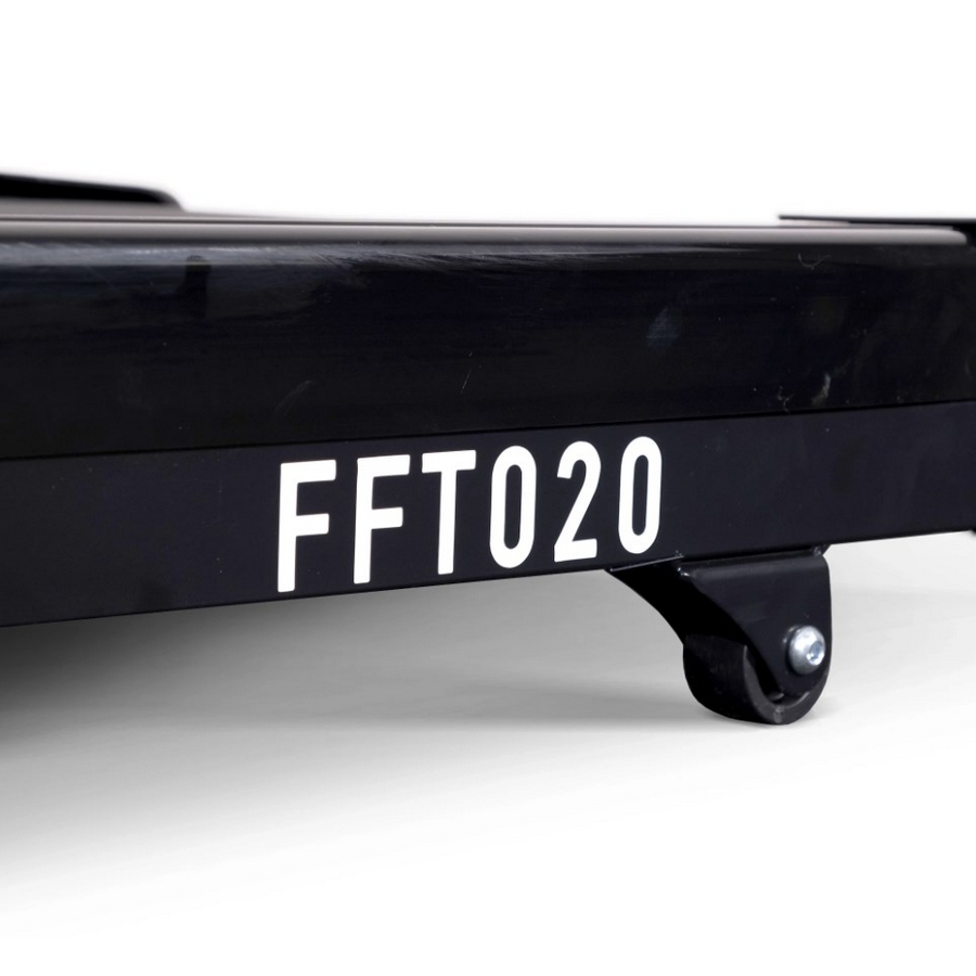 Электрическая беговая дорожка Everyfit FFT020 900_900