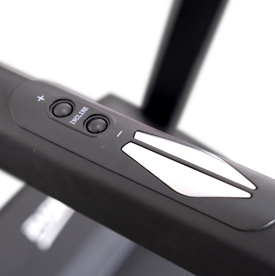 Электрическая беговая дорожка Everyfit FFT020 897_900